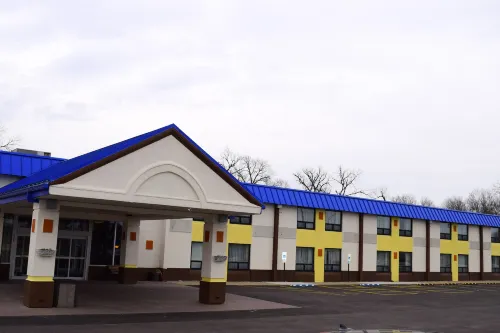Days Inn by Wyndham Rock Falls