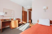 Meridian Hotel dekat Chelyabinsk Grain Elevator