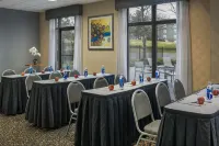 Holiday Inn Express & Suites Laurel 웨스트 로렐 호텔