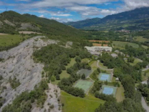 Club 3 étoiles les Horizons du Lac - Chorges - Vacances Bleues Hôtels à : Chorges