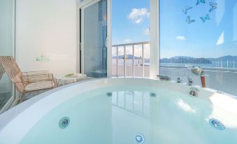 Yeosu Yegreena Pension
