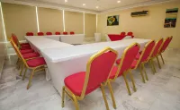 Ramada by Wyndham Panama Centro Via Argentina Hotels in Bethania