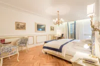 Hotel Elephant Hotels in Brixen