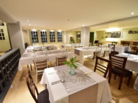 Almont City Hotel Hotels in Butuan