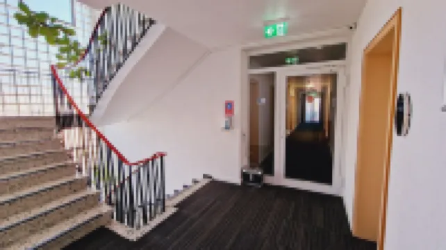 โรงแรม การ์นี ซูพีเรียร์ โรงแรมในเมทซิงเงิน