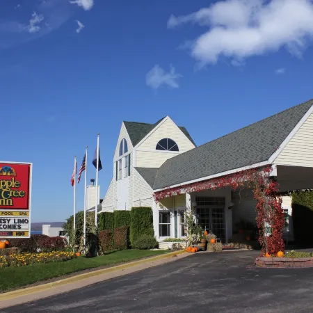 Apple Tree Inn, SureStay Collection by Best Western