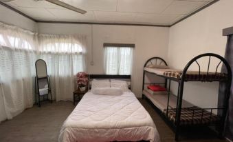 OYO Home 90349 Anique Hoemstay - Housity