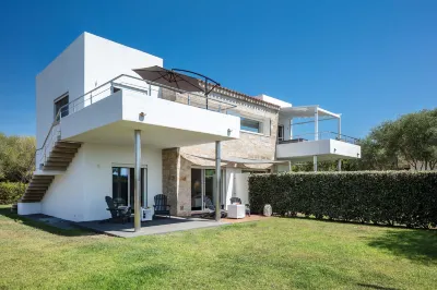 Sardegna è - Villa Relax&Design Hotel a Pittulongu