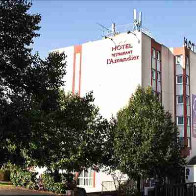 Hôtel l'Amandier Nanterre La Défense Hotel Exterior