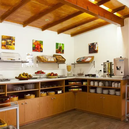 Hostal Residencia Europa Punico