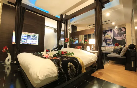 浦和格拉西歐諾酒店城市度假村 - 限成人