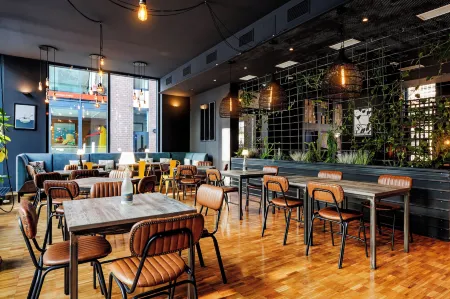 Hotel am Borsigturm Отели в г. Берлин