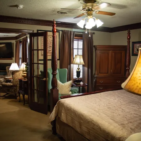 Williamsburg Sampler B & B