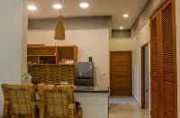Senggigi Homes & Apartments Hotels in Malaka