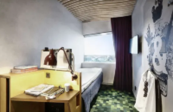 UMe, BW Signature Collection