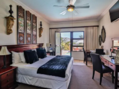 アンバー ゲスト ロッジ クニスナのホテル