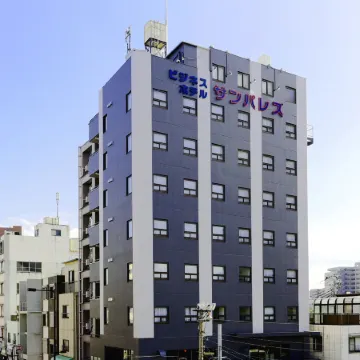 Business Hotel Sun Palace Отели рядом с достопримечательностью «Общественная баня Hinode Yu»
