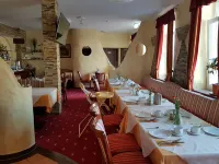 Hotel Medaillon - breakfast