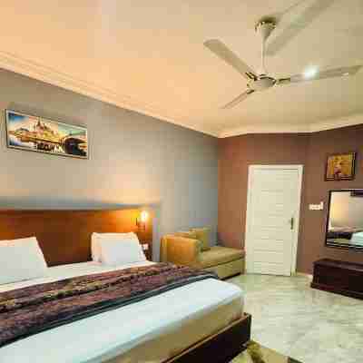 Dafika Lodge Rooms