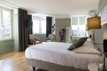 Le Kléber Hôtel Отели рядом с достопримечательностью «Страсбургский собор»