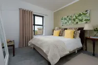 Stay at Friends