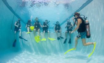 Compass Point Dive Resort