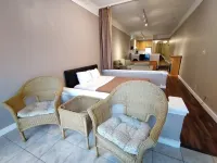 Royal Harbour Resort Hotels in Meaford