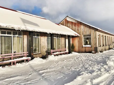 Hotel Snaefellsnes Formally Hotel Rjukandi Отели в г. Хедльнар