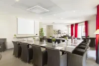 Garden & City Aix En Provence - Rousset Hotels in Puyloubier