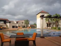 Cotton County Club and Resort Hotels in Hubli