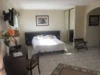 Chambres d'Hôtes la Coloniale Hotels in Varetz