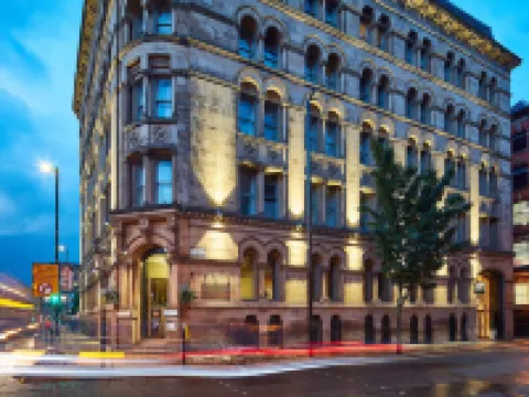 The Townhouse Manchester Hotels near Manchester Museum