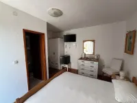 Apartment and Rooms Ruza Hotels in Grohote
