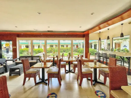 Coconut Pension House Отели рядом с достопримечательностью «Saekyung Village 1»