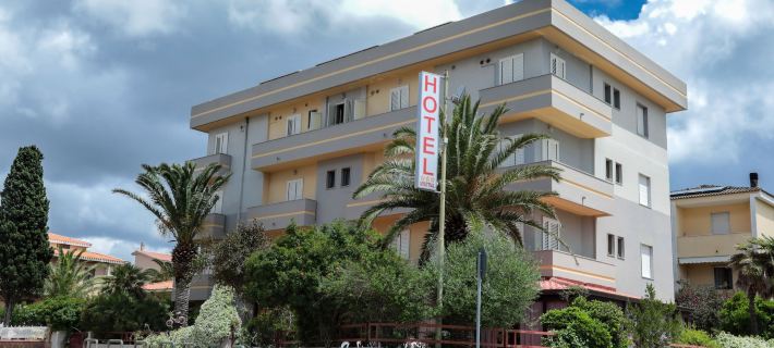 Hotel Mistral Hotele w: Alghero