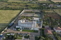 Pietre Nere Resort & Spa Hotel a 