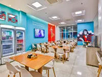 Mega Moda Goiania Hotel Hotels near Civic Square