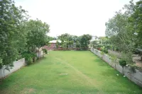호텔 하리빌라스 Balaji Mandir Kanwaliyas 주변 호텔