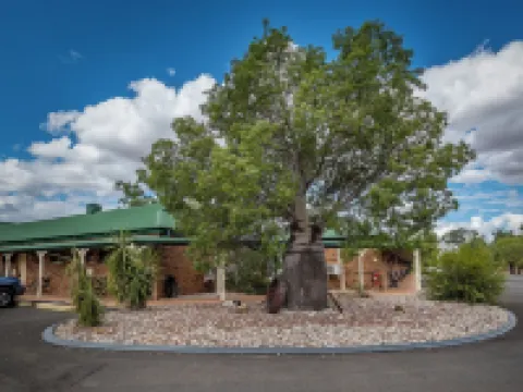 Overlander Homestead Motel Hotel a Roma
