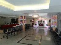 Castle Inn فنادق في Khandwa
