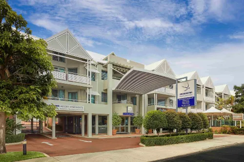 Broadwater Resort Como Hotels in Como