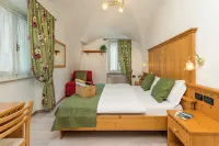 Albergo Alla Costa Hotels in Ledro