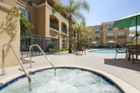 Hilton Garden Inn San Diego/Rancho Bernardo - جاكوزي