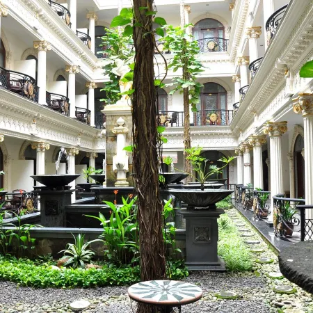 The Grand Palace Hotel Malang