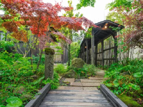 六妙温泉湯日式旅館 鄰近湯布院昭和館的酒店