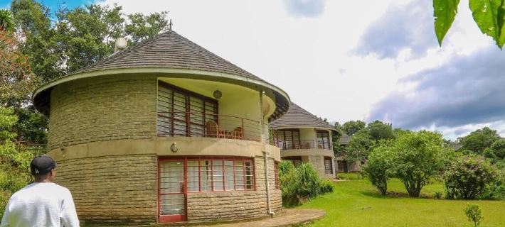 Koi Koi, Fort Portal Hotels in Kabarole