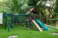 Banana Beach Bungalows Hotels in Carmen