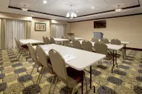 Holiday Inn Express & Suites Georgetown فنادق في Georgetown