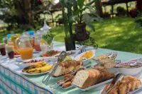 Lake Nakuru Lodge - breakfast