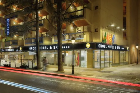 Oroel Hotel & Spa Отели в г. Кастьельо-де-Хака